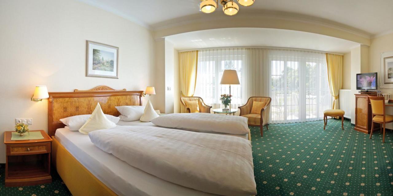 Hotel Sacher-Stoiber Bad Füssing Rum bild